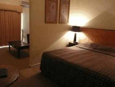 Margaret River Holiday Suites - Whitsundays Accommodation