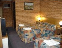 Royal Palms Motor Inn - Whitsundays Accommodation