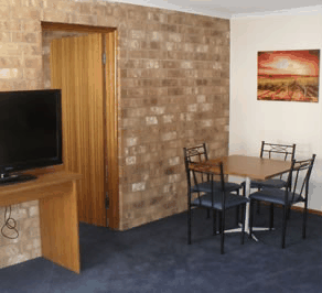 Clare Central Motel - Whitsundays Accommodation