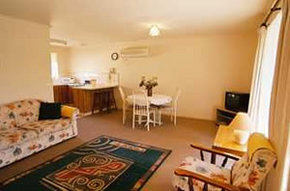 Birralee Holiday Villas - Whitsundays Accommodation