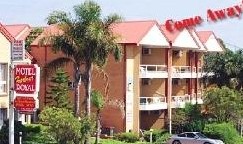 Harbour Royal Motel - Whitsundays Accommodation