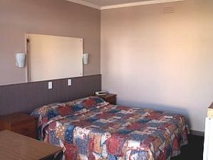 Travellers Rest Motel - Whitsundays Accommodation